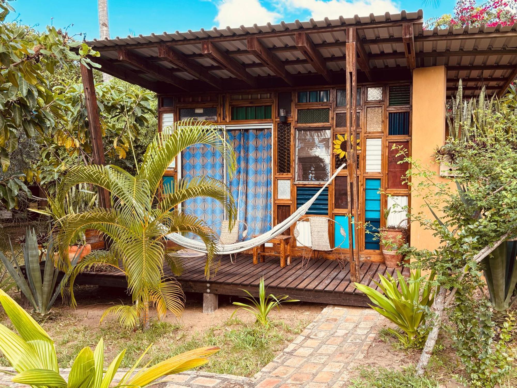 Mozambeat Motel Praia do Tofo Exterior foto